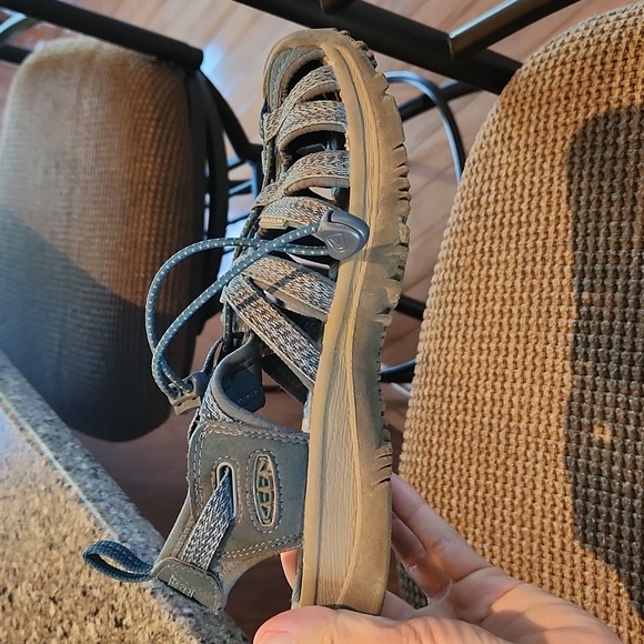 Keen Whisper Sandal 7.5 - Picture 5 of 5